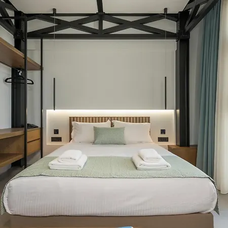 Ostrakon 3* Agia Marina